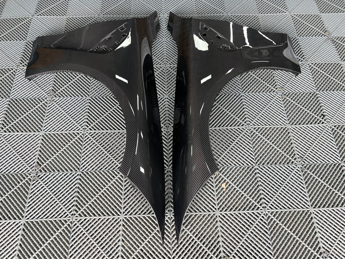 G80 M3 Carbon Fiber Fenders