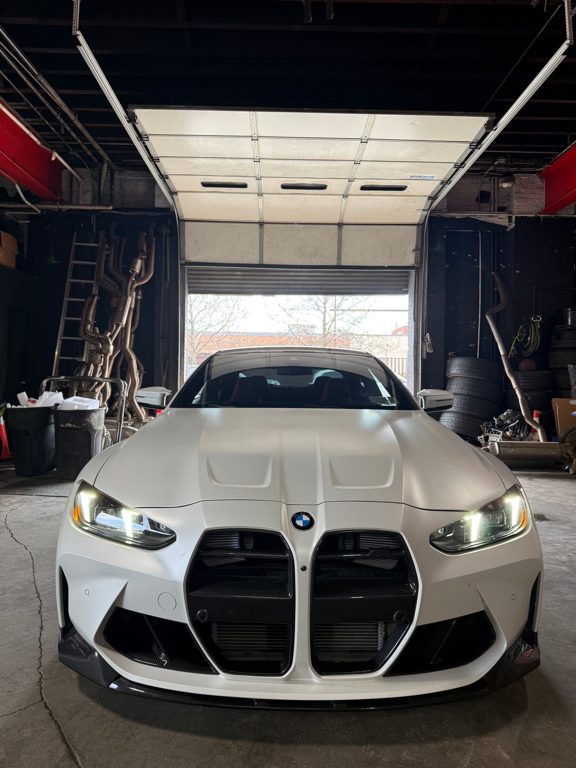 G8X V Style Dry Carbon Front Grille