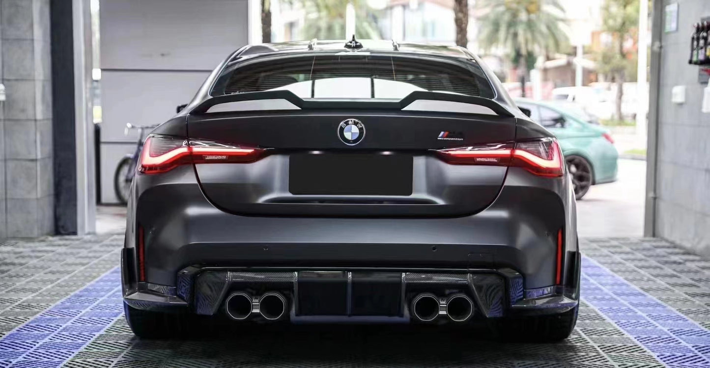 G8X V-Style Carbon Fiber Spoiler